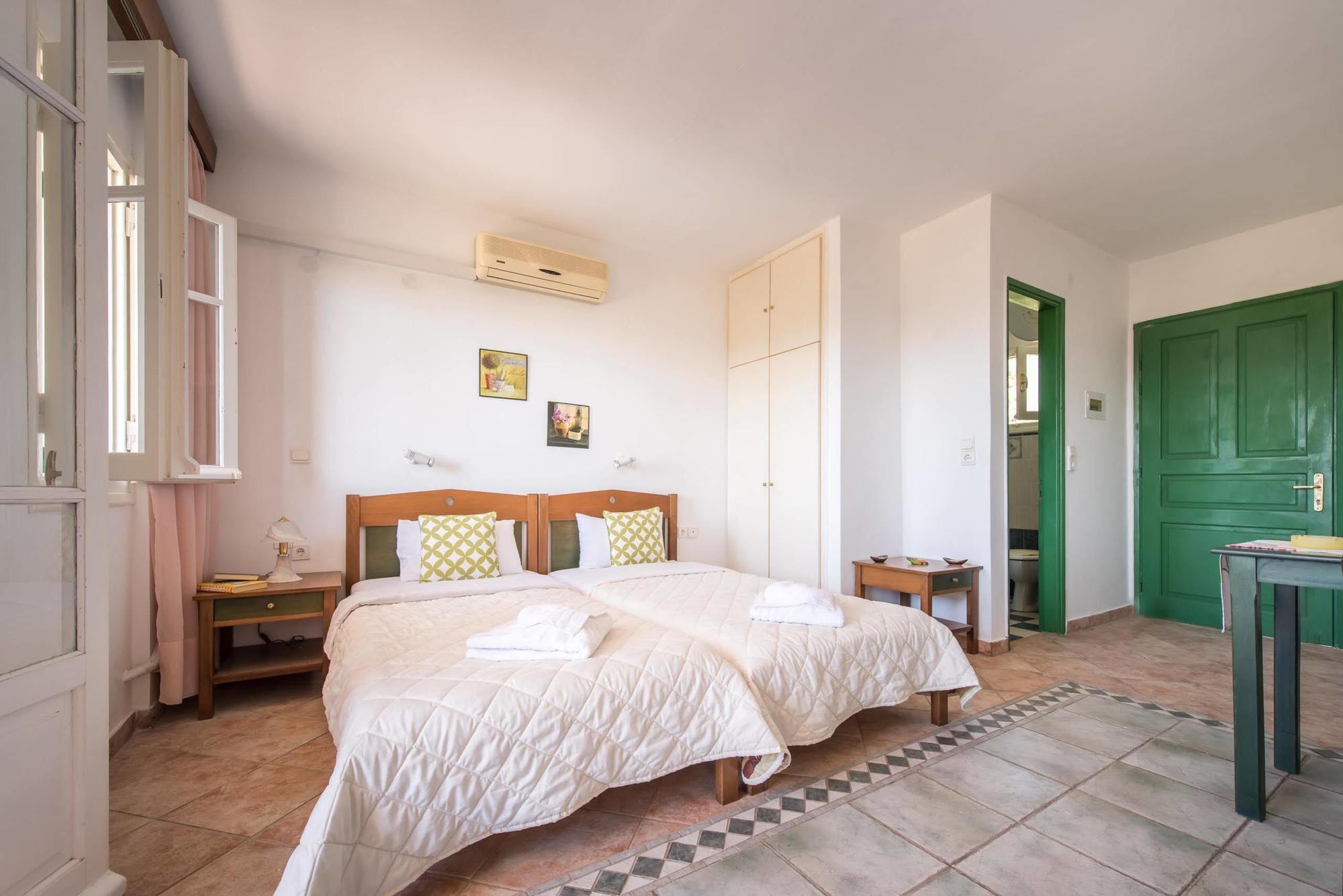 Dolce Vita Residence Kalamákion Екстериор снимка